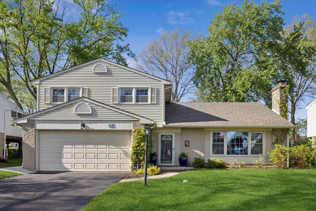 4 Noyes Drive, Arlington Heights, IL 60005