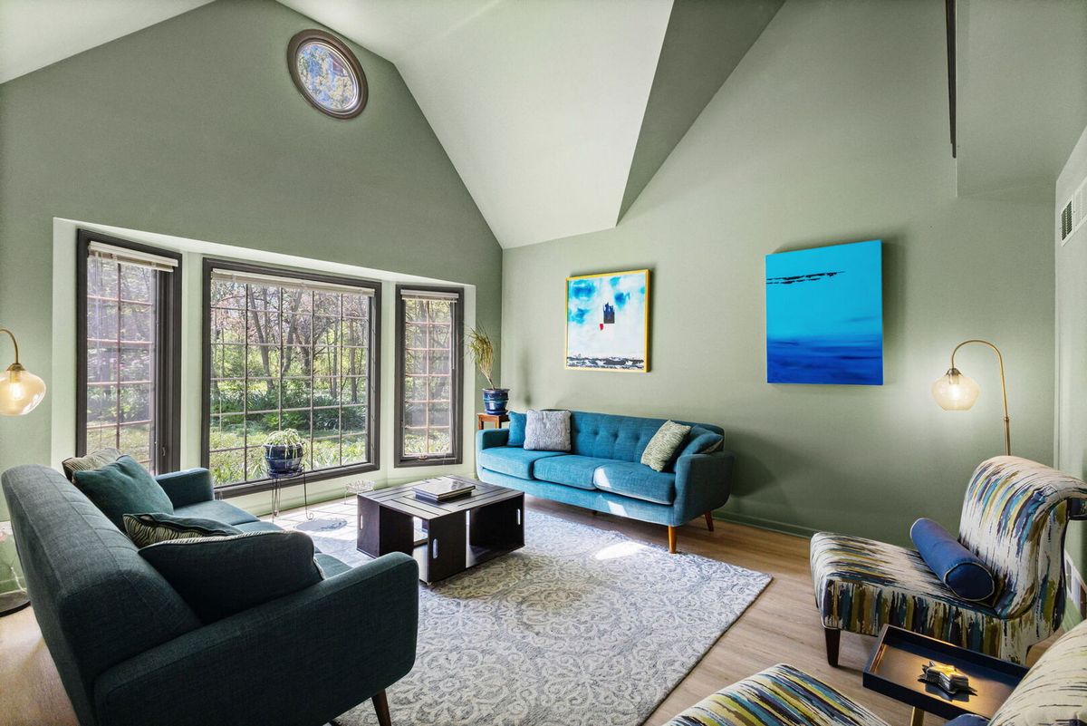 37100 N Thoroughbred Drive, Wadsworth, IL 60083