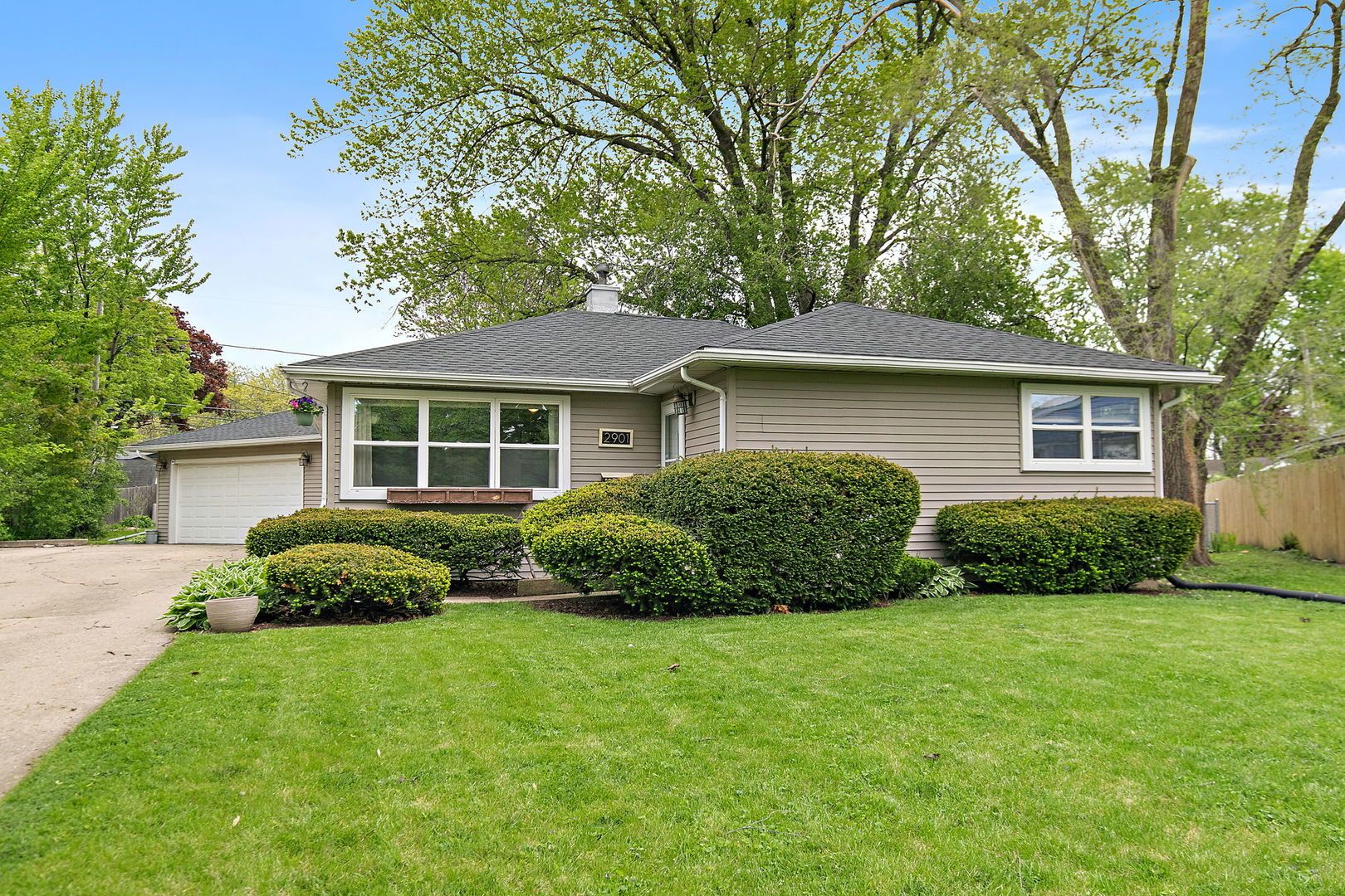 2901 Stork Court — Rolling Meadows, IL 60008