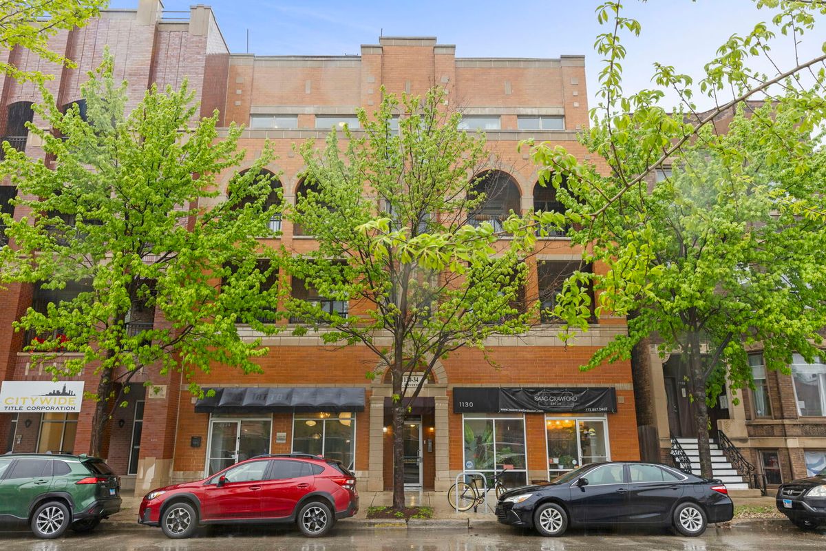 1130 Diversey Parkway, Chicago, IL 60614