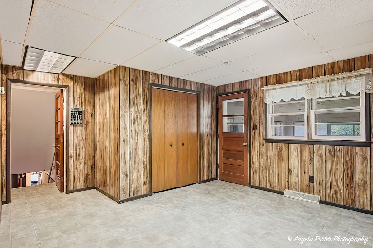42177 N Lake Avenue, Antioch, IL 60002