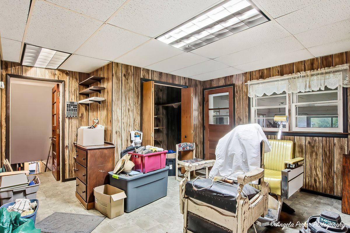 42177 N Lake Avenue, Antioch, IL 60002