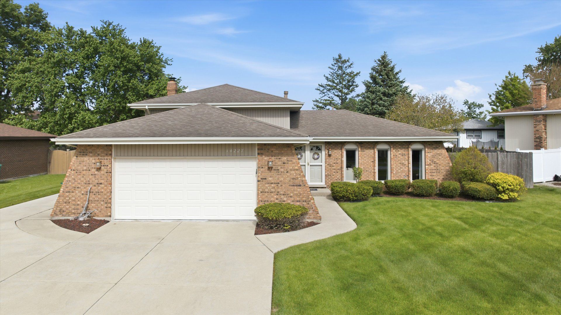 14227 Margerita Avenue — Orland Park, IL 60462