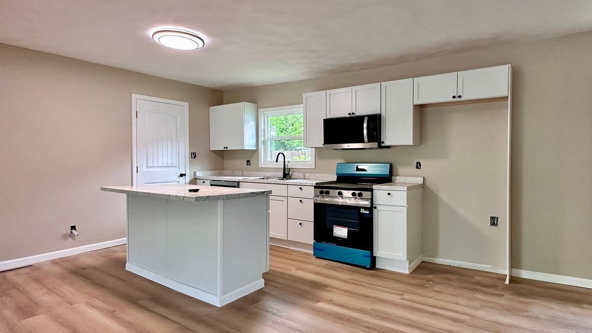 211 Cleveland Street, West Frankfort, IL 62896