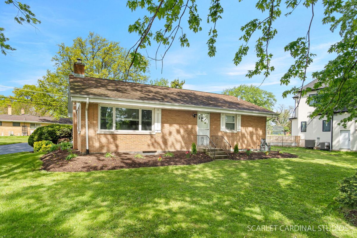 1720 Meyers Road, Lombard, IL 60148