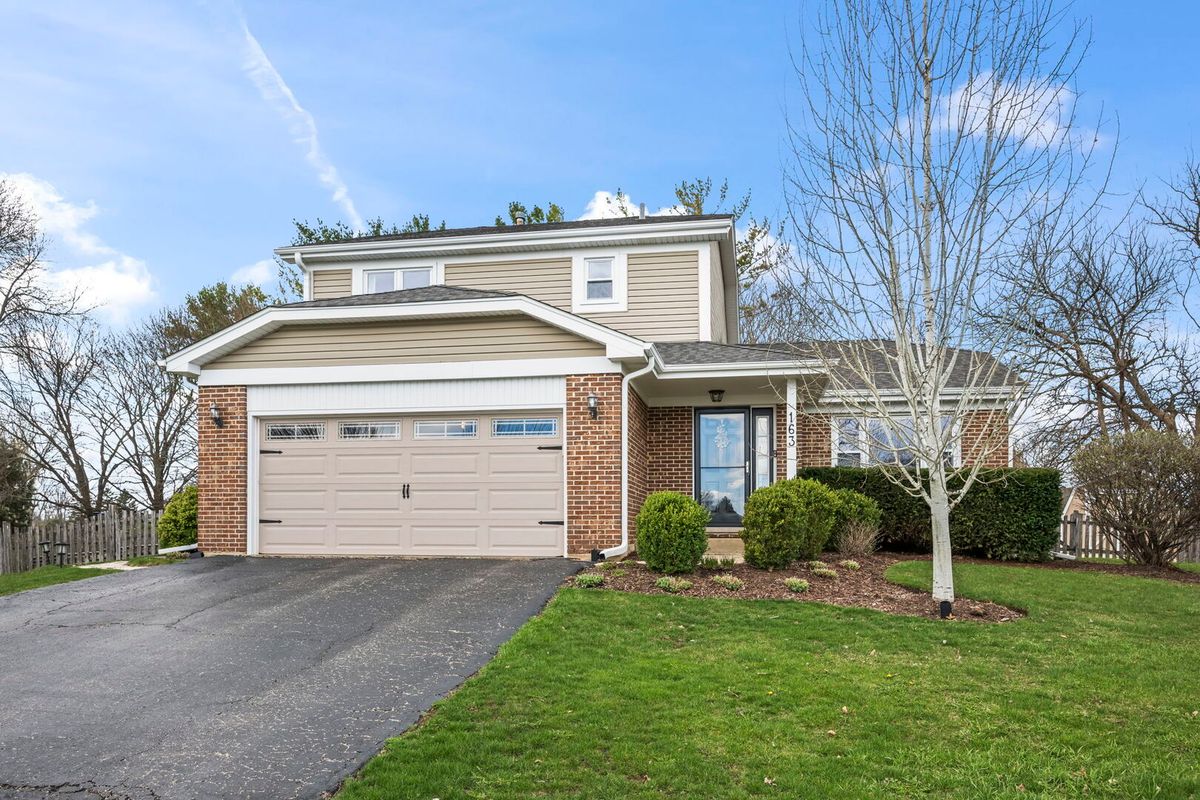 163 DENBERRY Court, Lake Zurich, IL 60047