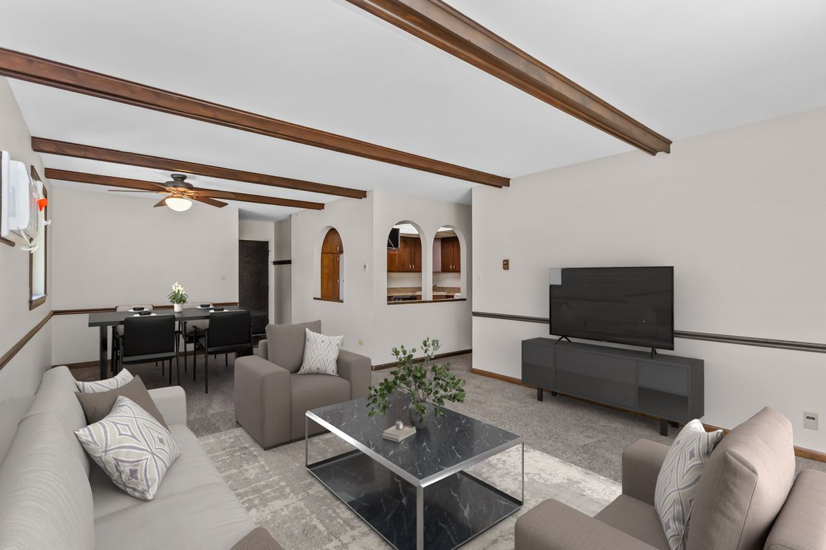 122 Circle Avenue #307, Forest Park, IL 60130