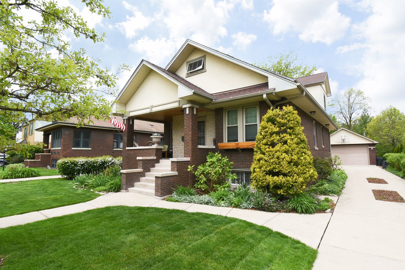234 Southcote Road — Riverside, IL 60546