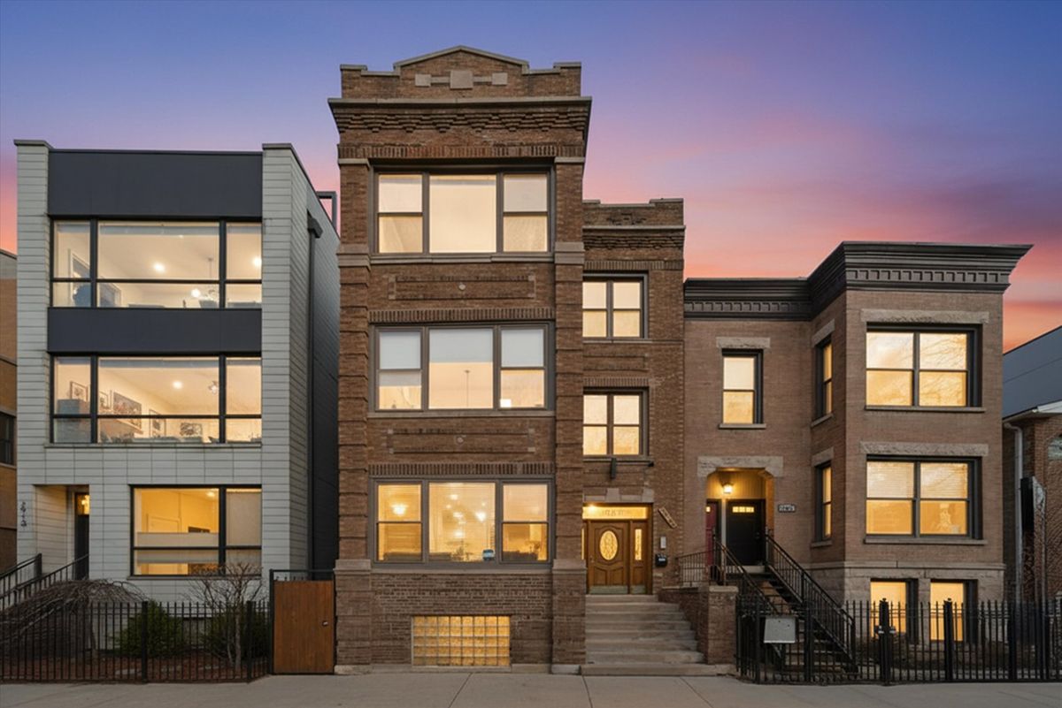 2908 Palmer Street, Chicago, IL 60647