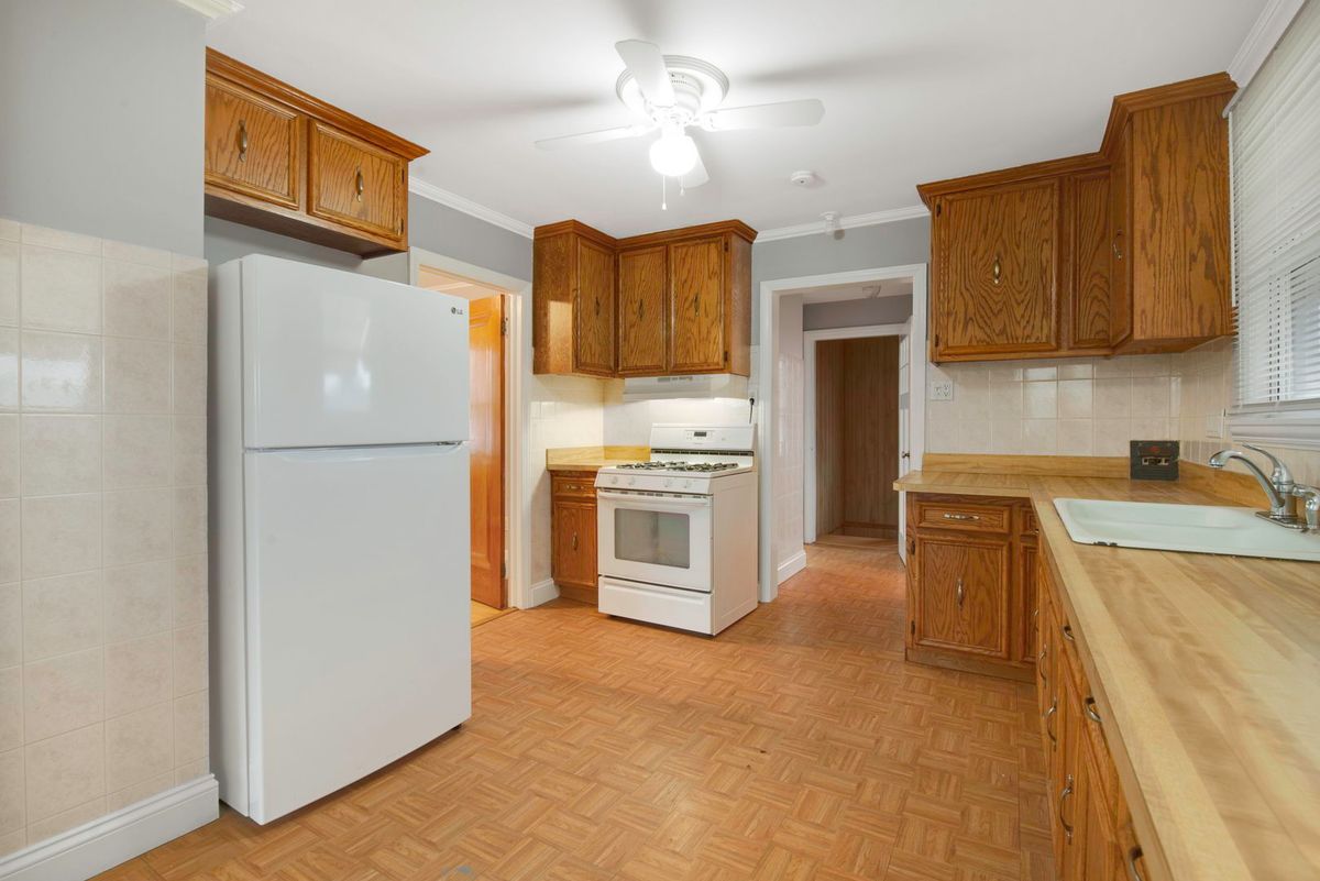 7317 W Pensacola Avenue, Norridge, IL 60706