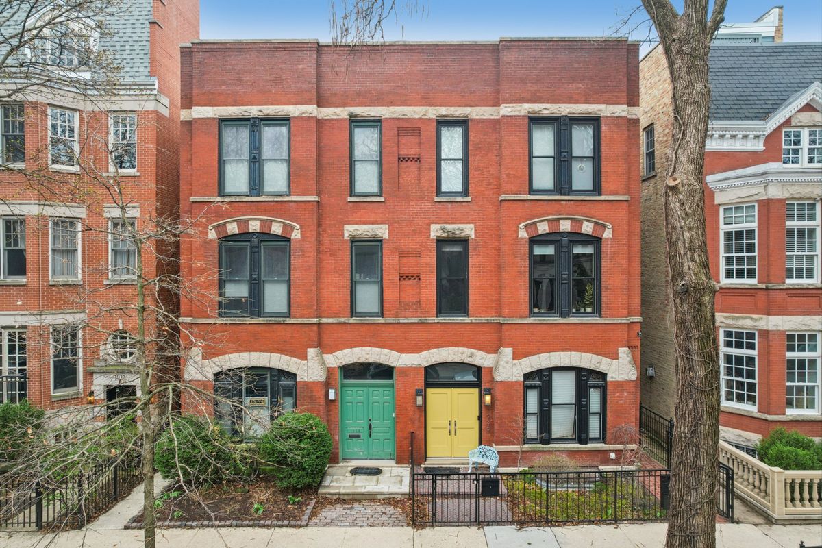 1936 N hudson Avenue N, Chicago, IL 60614