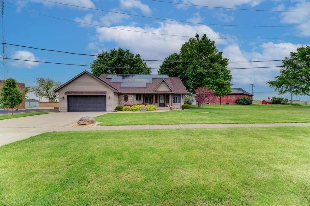 104 N Cedar Street, Gardner, IL 60424