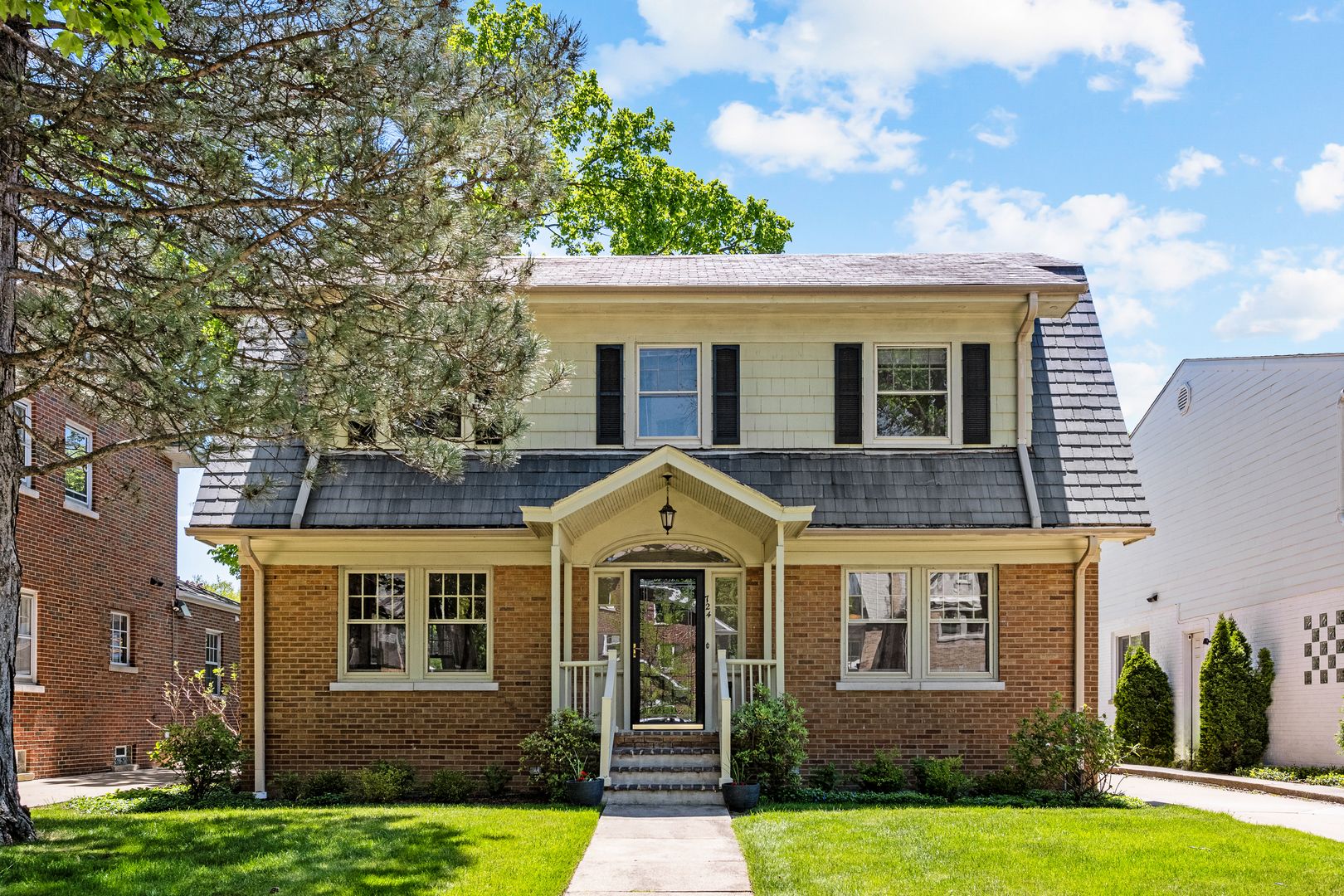 724 Maclean Avenue — Kenilworth, IL 60043