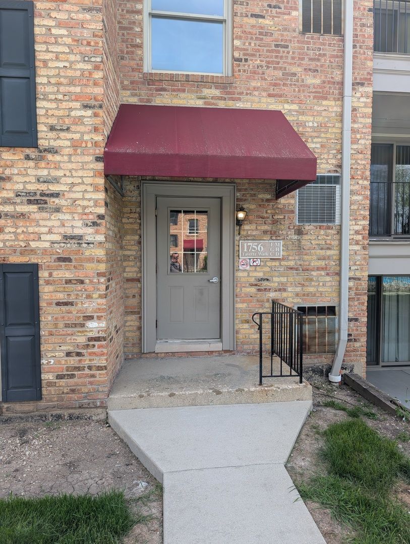 1756 Fayette, Hoffman Estates, IL 60169