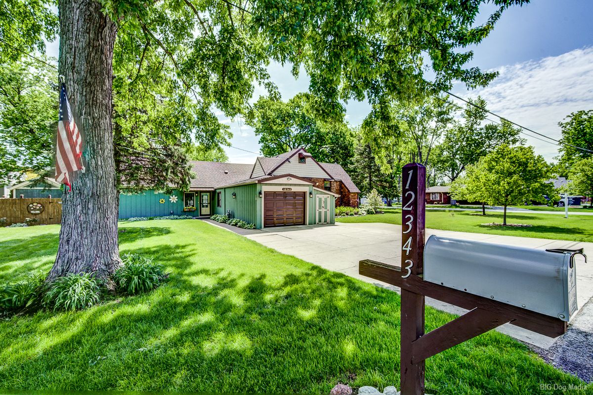12343 70th Avenue, Palos Heights, IL 60463