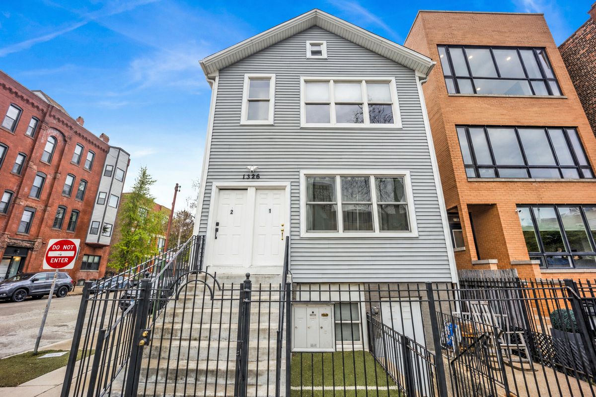 1326 Ohio Street, Chicago, IL 60642