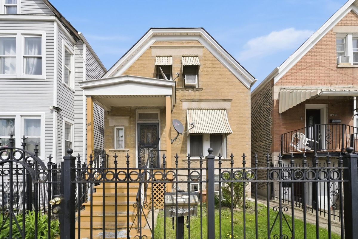 1711 Pulaski Road, Chicago, IL 60639