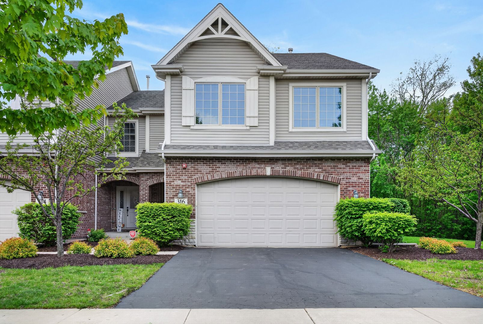 316 Nicole Way — Itasca, IL 60143