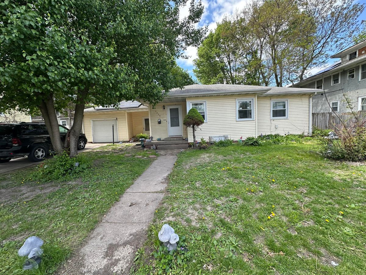 1312 PERSHING Avenue, Davenport, IA 52803