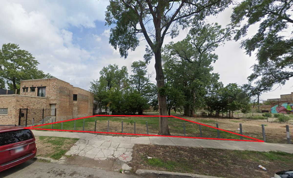 3352 Carroll Avenue, Chicago, IL 60624