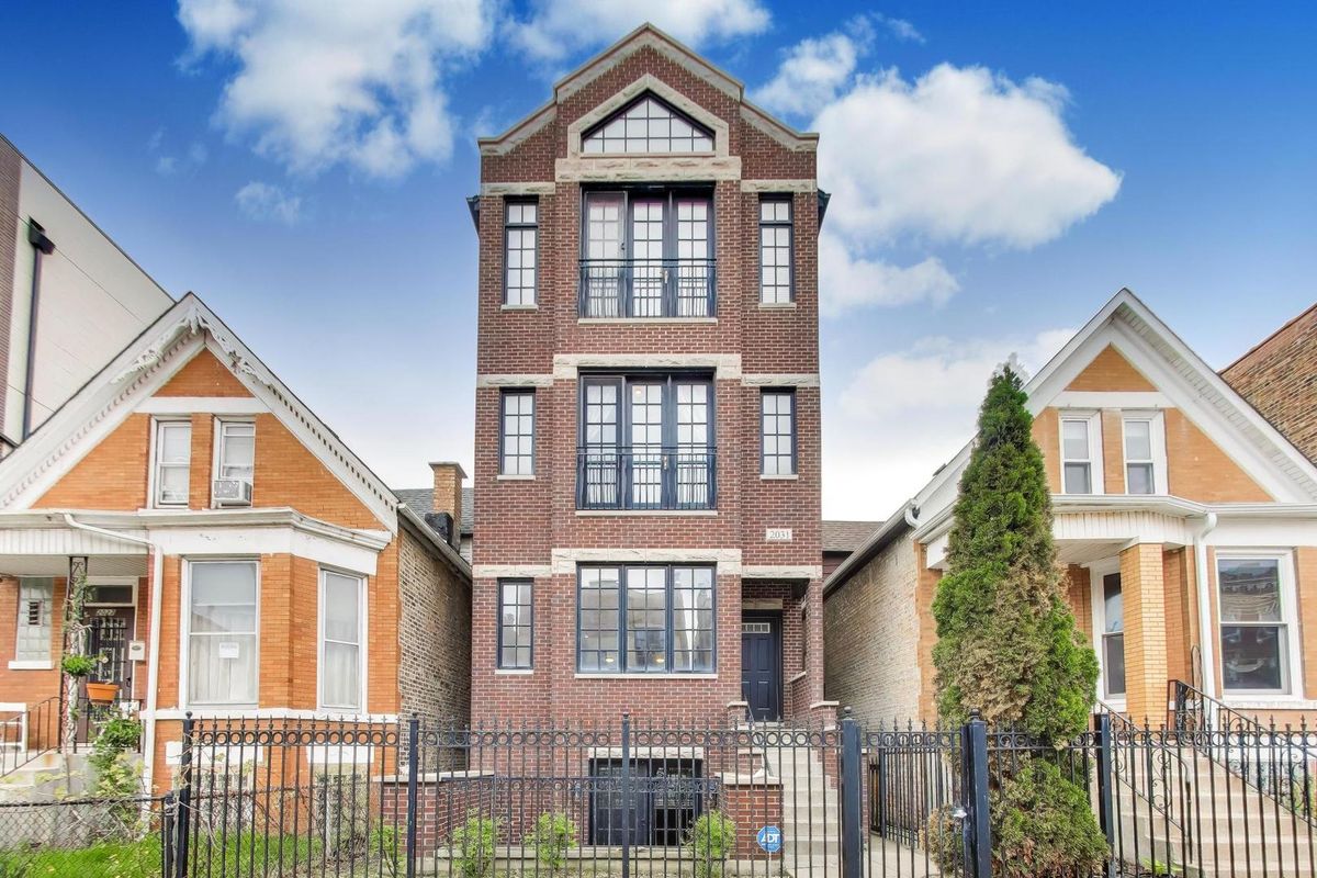 2031 Augusta Boulevard, Chicago, IL 60622