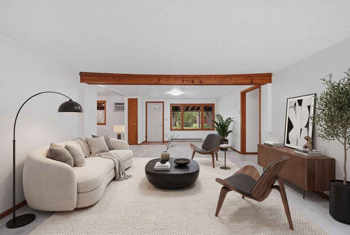4924 N Wendorf Road, Monroe Center, IL 61052