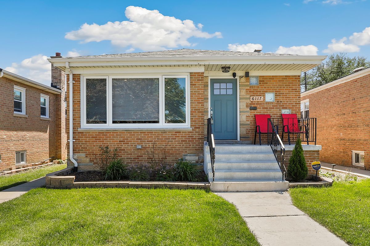 6117 83rd Street, Burbank, IL 60459