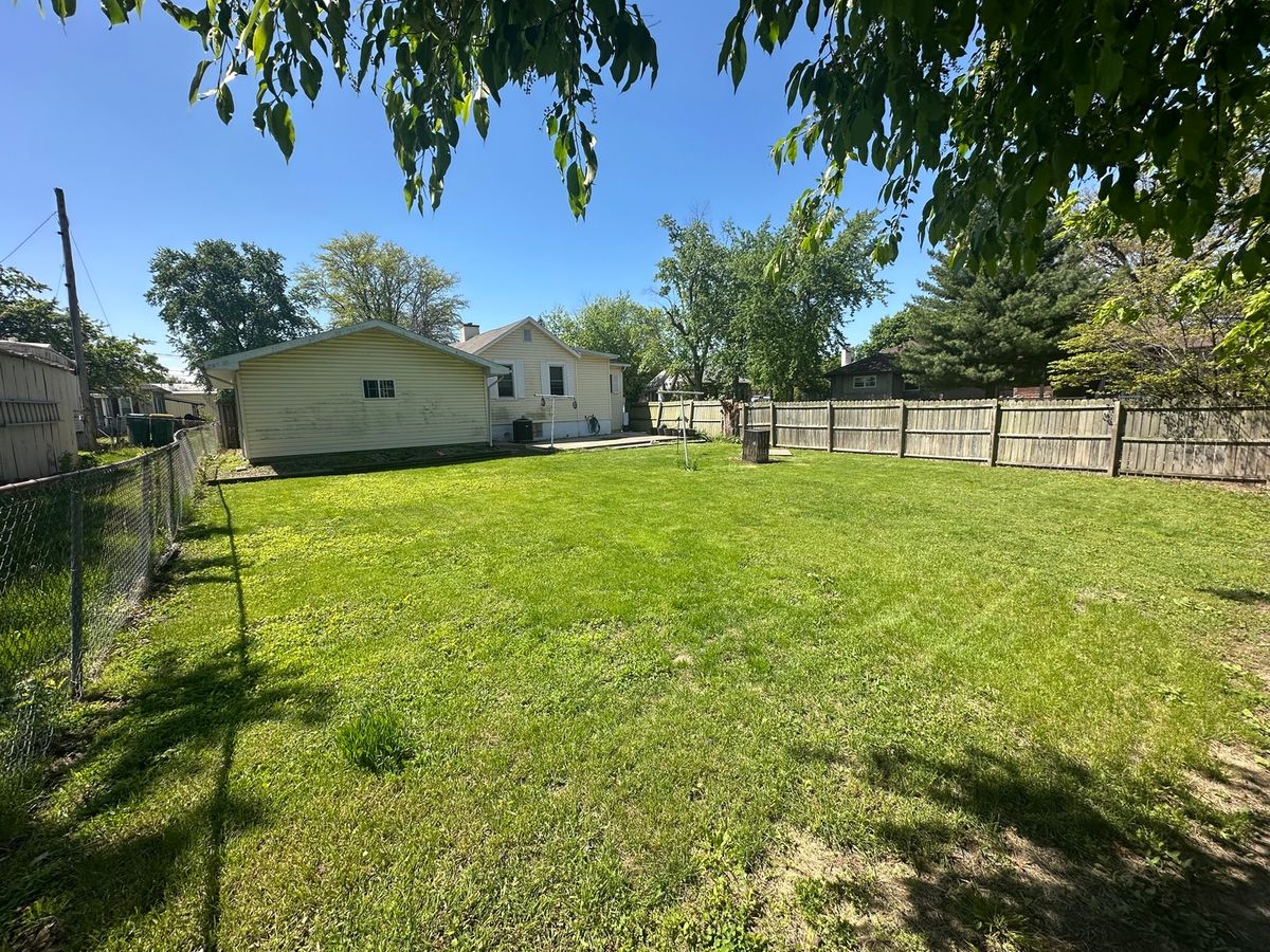 102 E GROVE Street, Streator, IL 61364