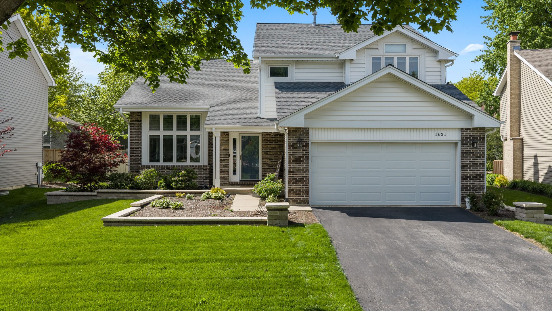 1631 Terri Circle — Naperville, IL 60563