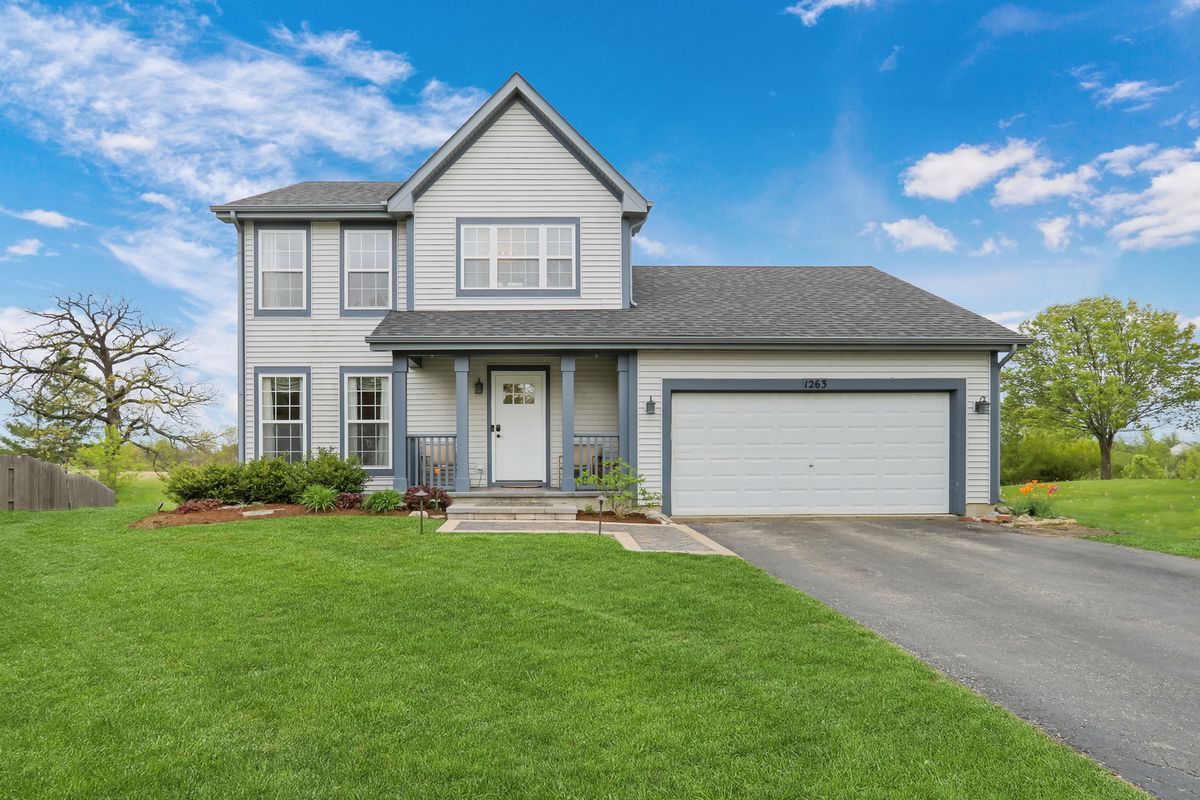 1263 Essex Court, Round Lake Beach, IL 60073