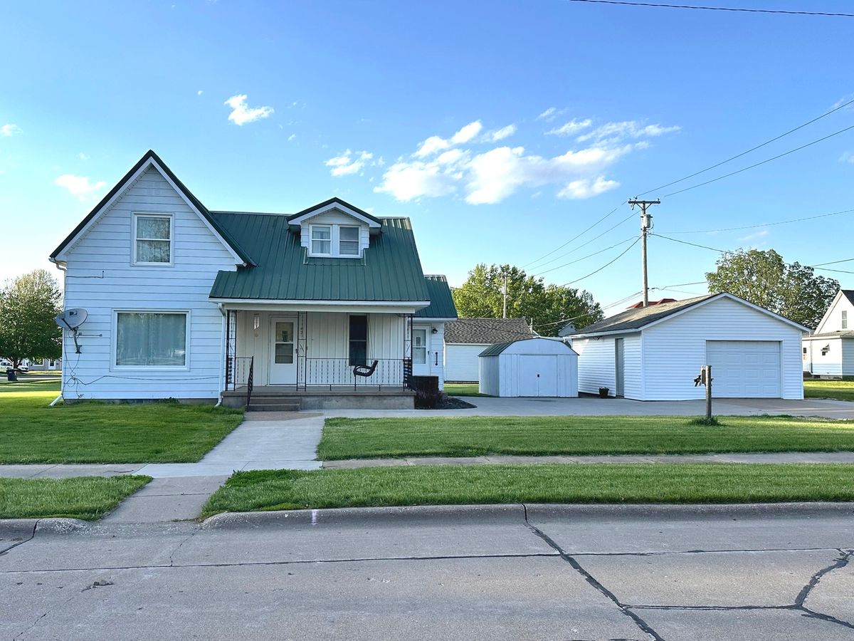 42 Wilson Street, Preston, IA 52069