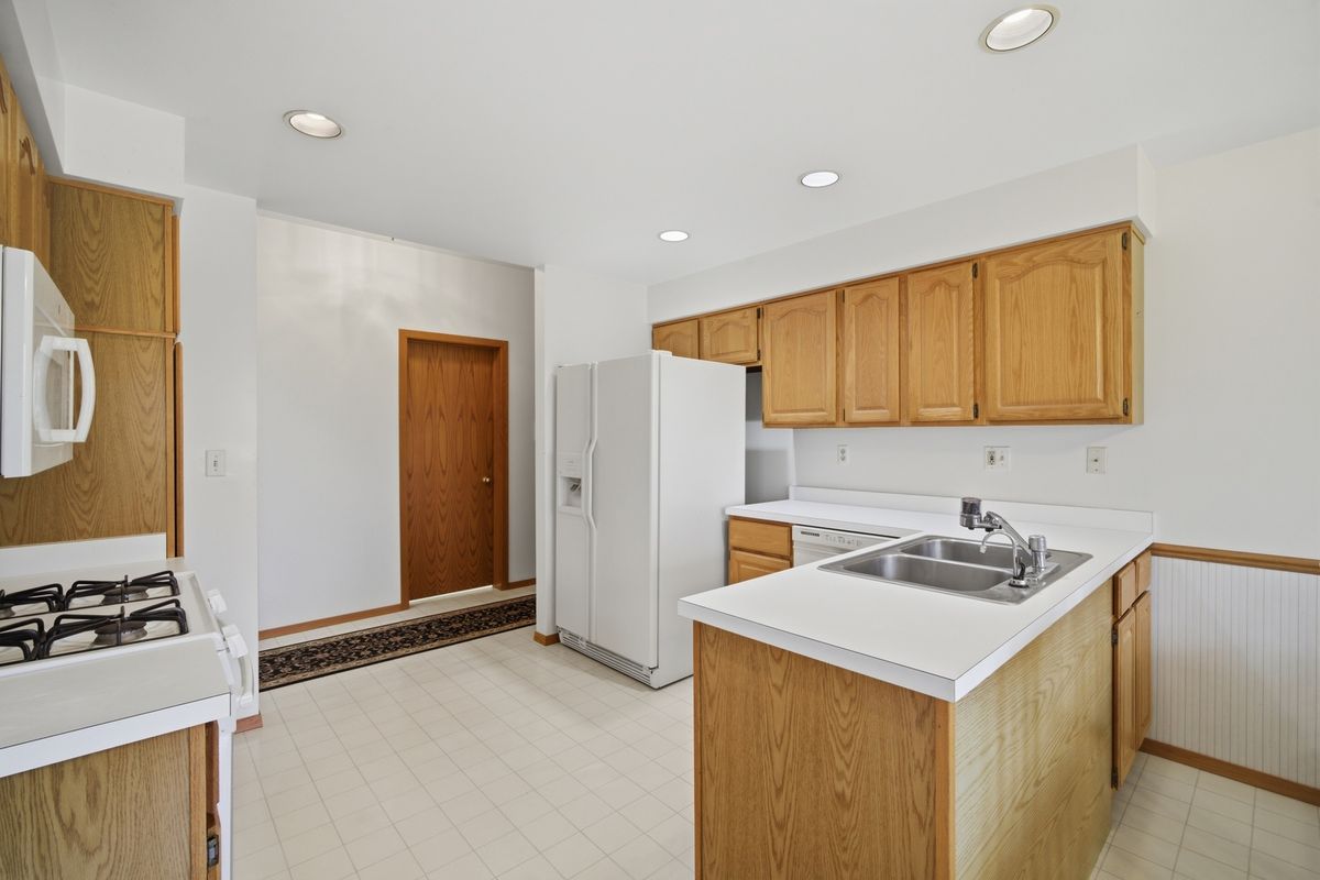 3118 Woodland Drive #3118, Zion, IL 60099