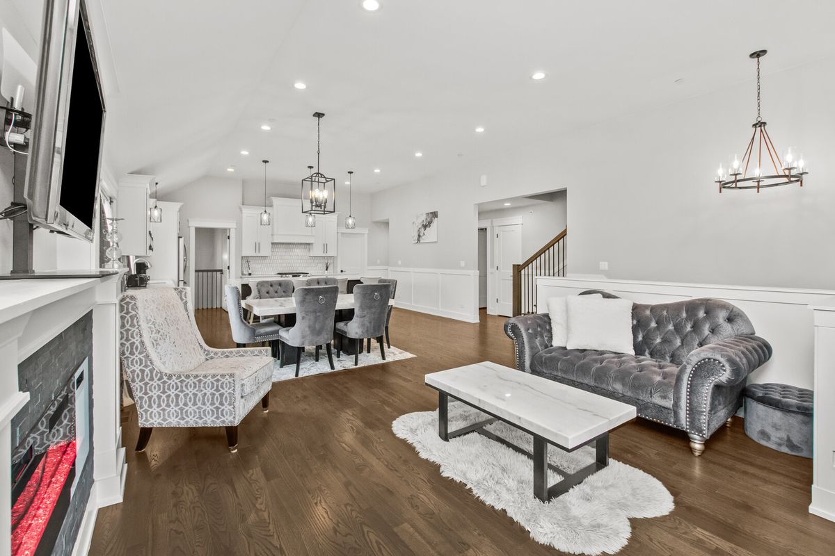 10507 Oxford Avenue, Chicago Ridge, IL 60415