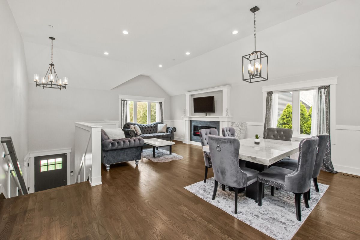10507 Oxford Avenue, Chicago Ridge, IL 60415