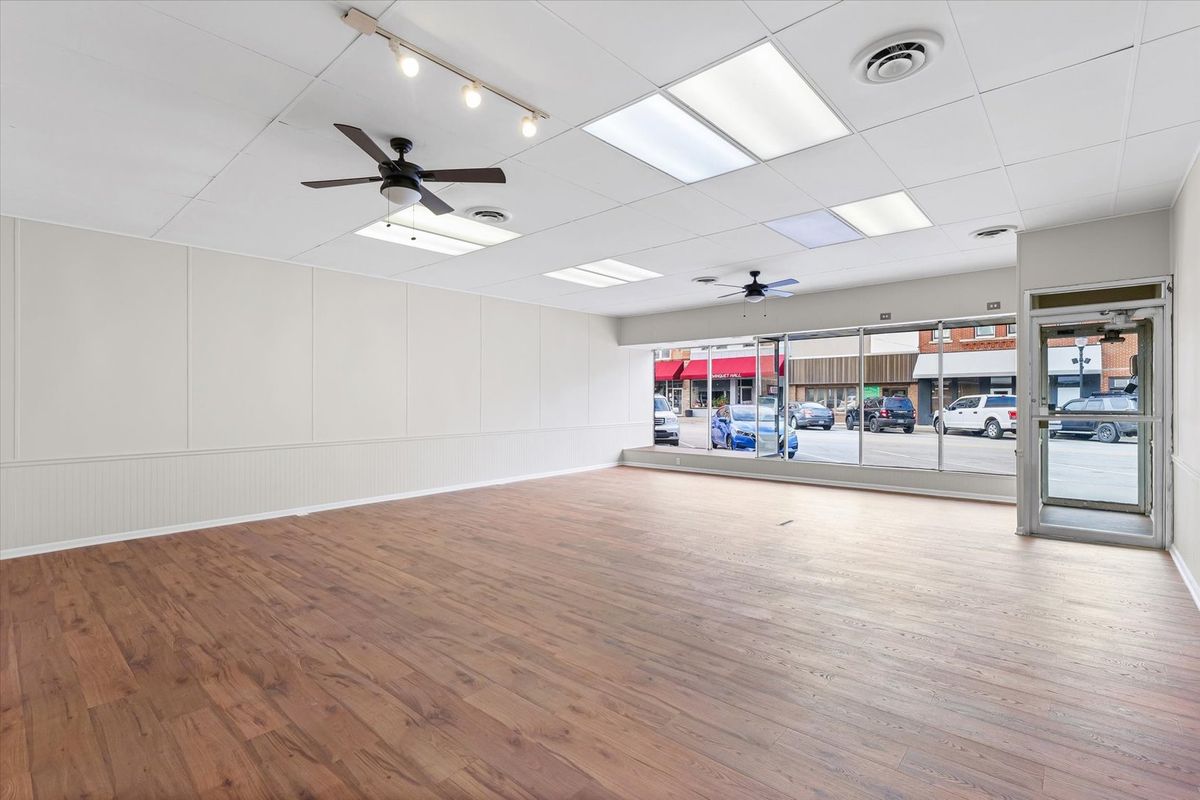 143 N Market Street, Paxton, IL 60957