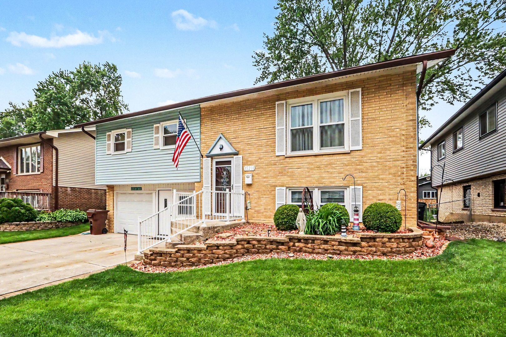 15218 Rob Roy Drive — Oak Forest, IL 60452