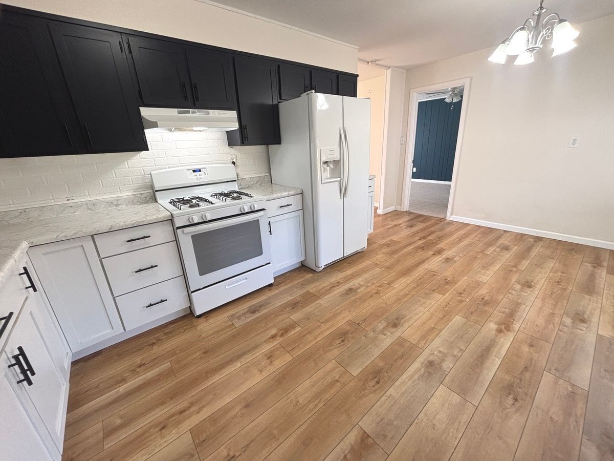 805 N Reel Street, Salem, IL 62881