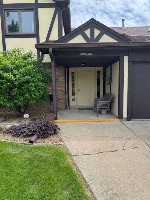 307 Carol Court, Pontiac, IL 61764