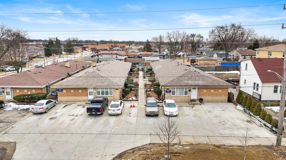 217 Grand Avenue, Northlake, IL 60164