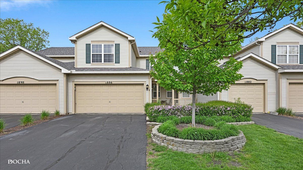 1886 Wentworth Circle, Romeoville, IL 60446