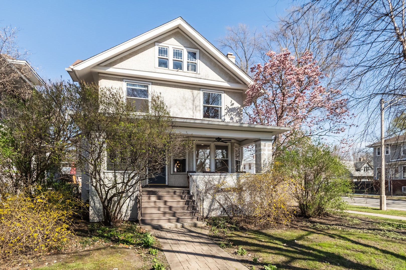 732 S Kenilworth Avenue — Oak Park, IL 60304