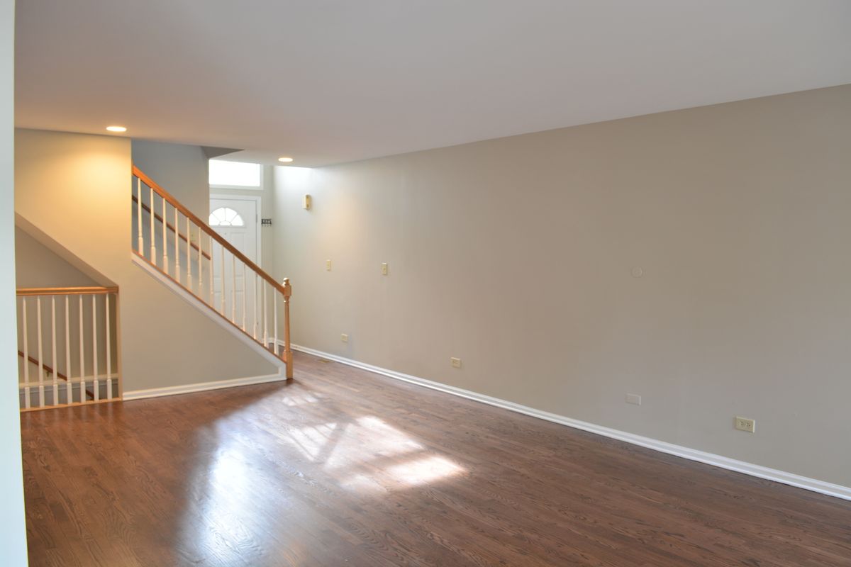 122 Schiller Place, Itasca, IL 60143