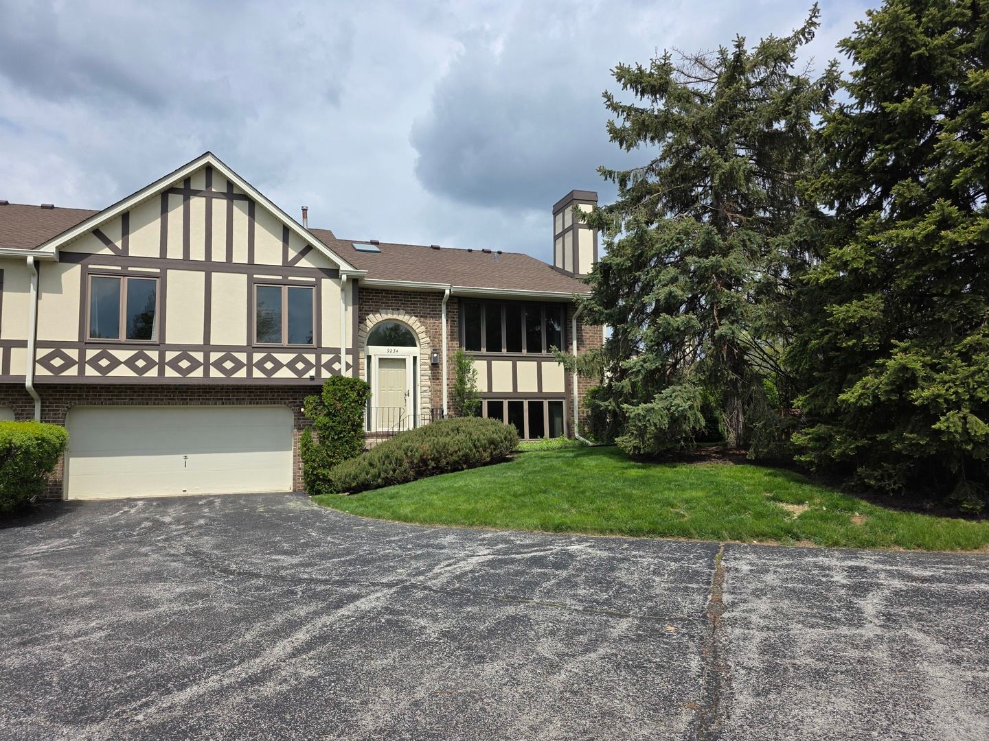 9234 Windsor Parkway #0 — Tinley Park, IL 60487