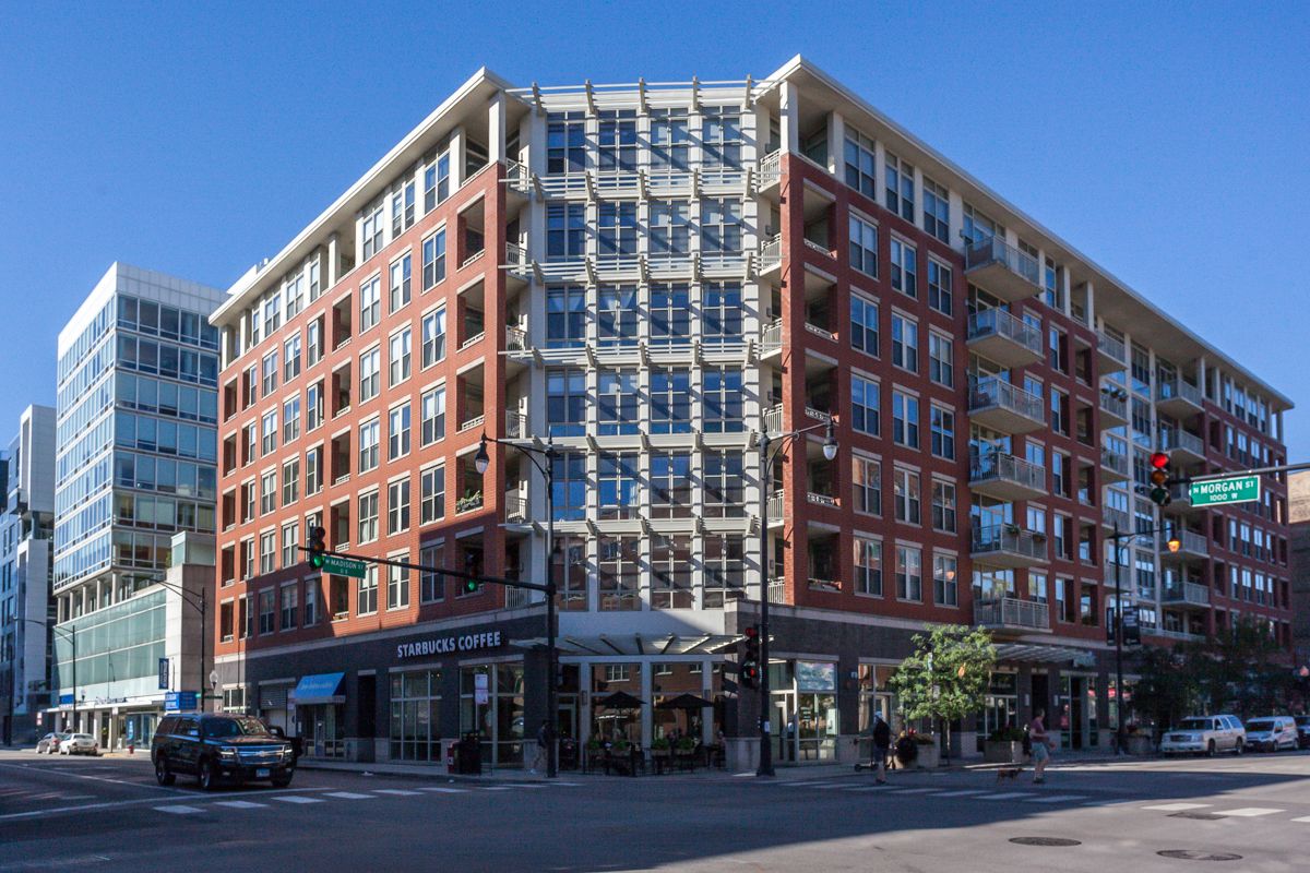 1001 MADISON Street, Chicago, IL 60607