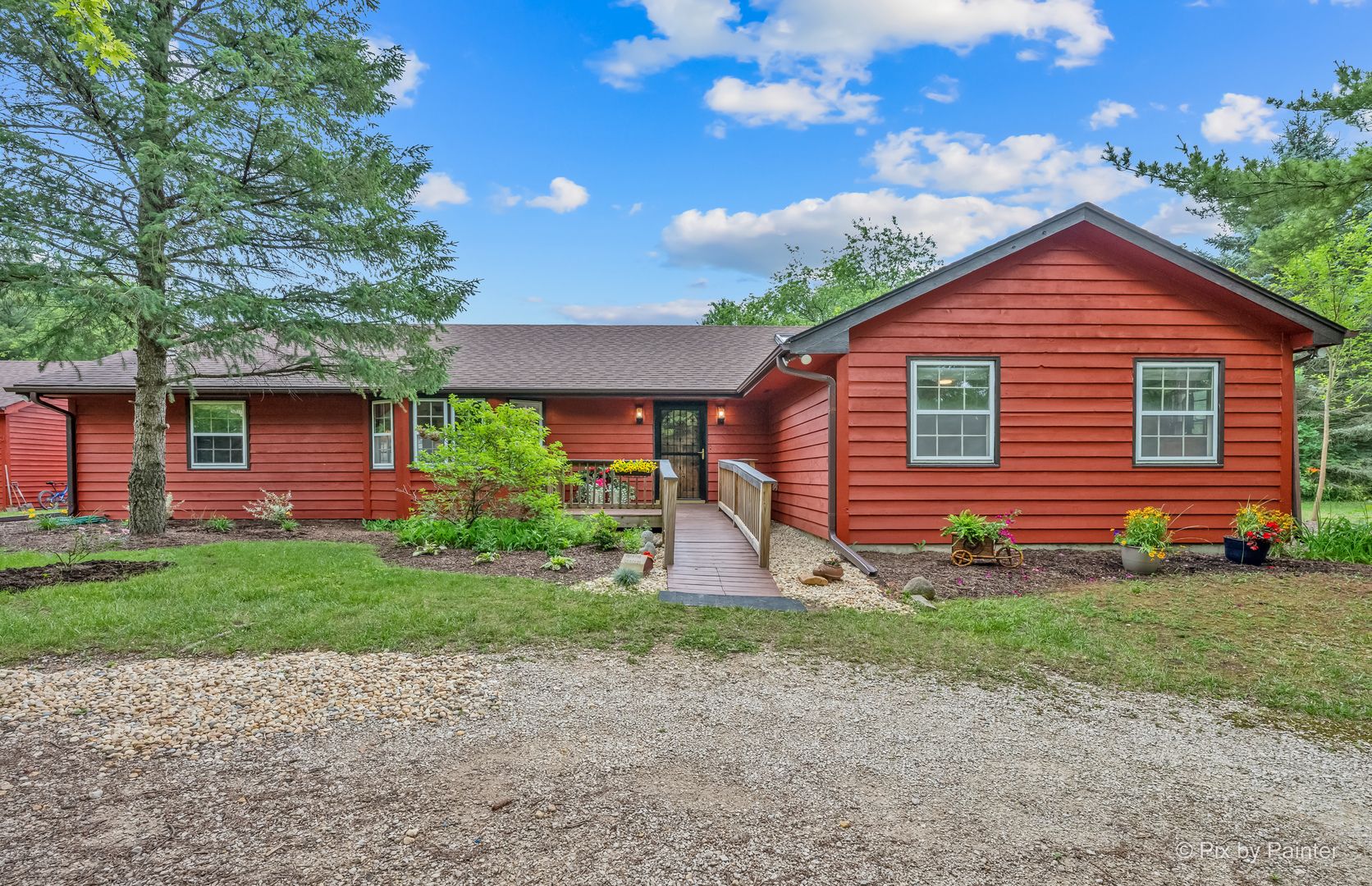43W870 McDonald Road — Elgin, IL 60124