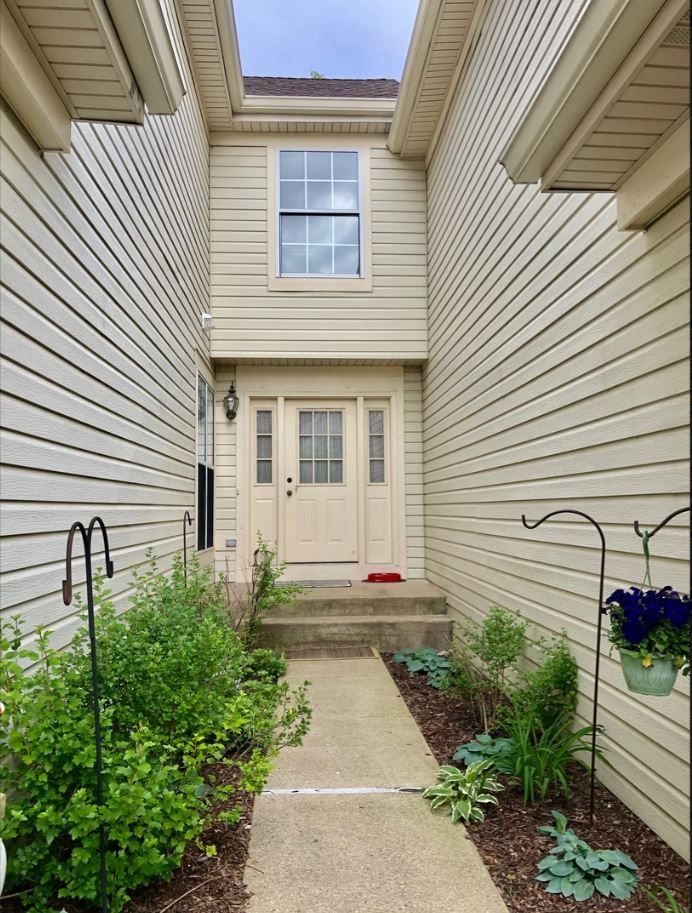 2164 SEAVER Lane, Hoffman Estates, IL 60169
