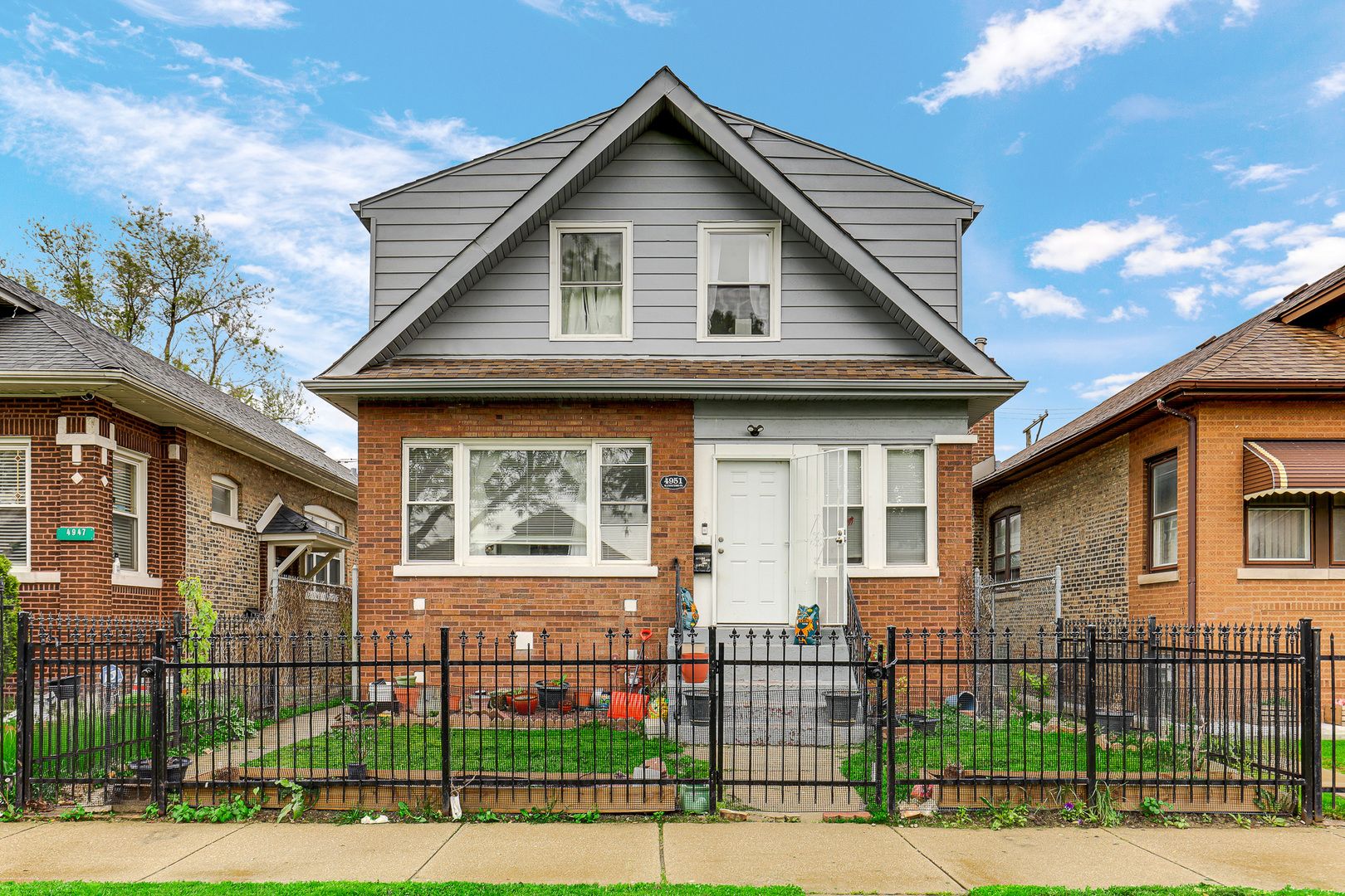 4951 W Concord Place — Chicago, IL 60639