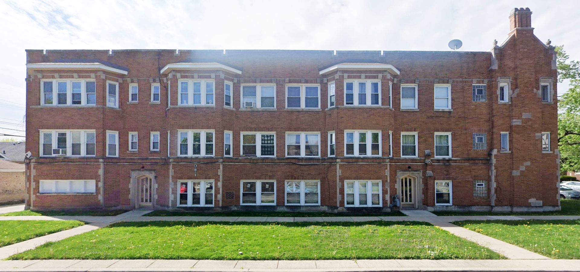 6618 19th Street #9 — Berwyn, IL 60402