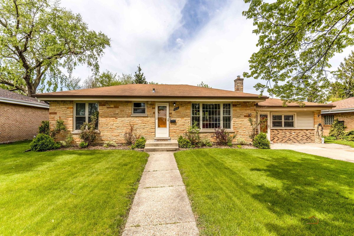 2632 SARAH Street, Franklin Park, IL 60131