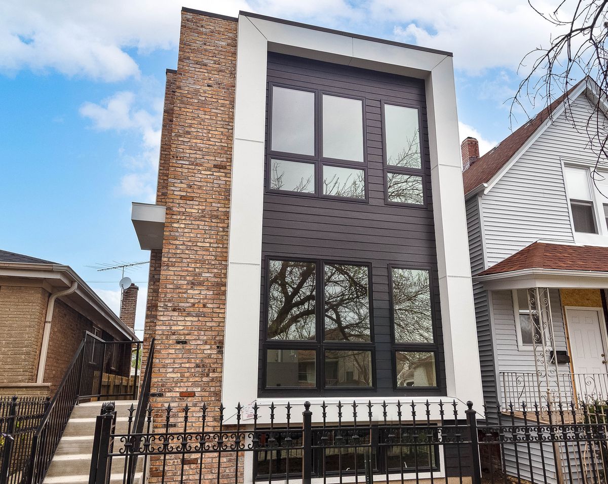 4938 Medill Avenue, Chicago, IL 60639